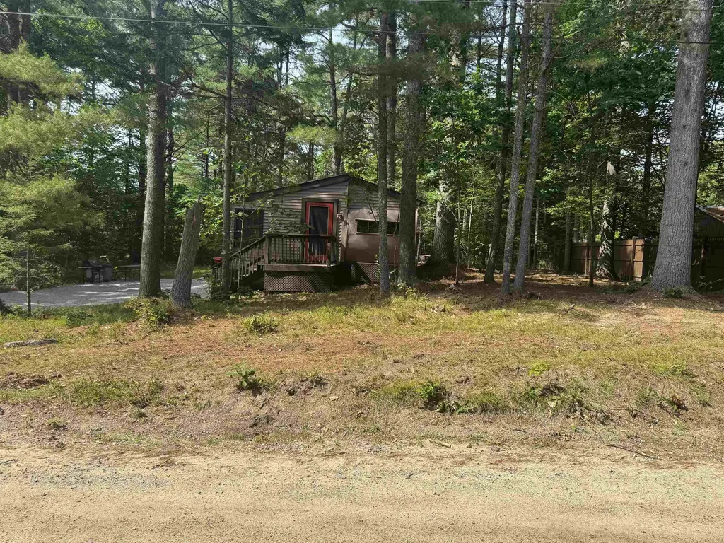 29 Milford Avenue Freedom NH 03836