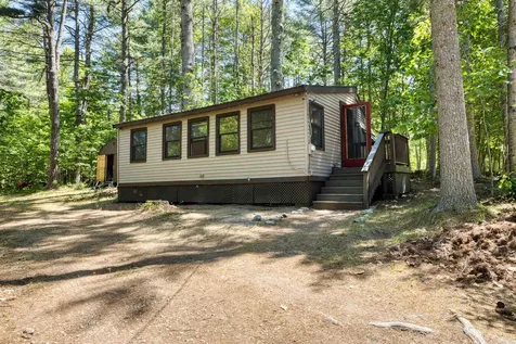 29 Milford Avenue Freedom NH 03836
