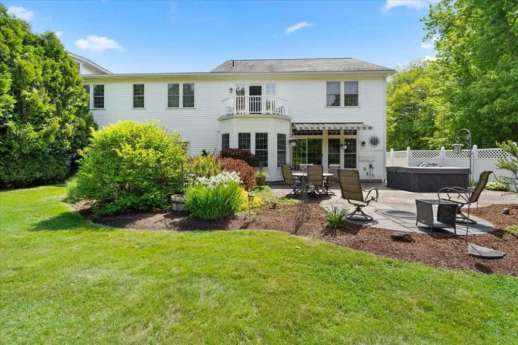 64 Homestead Lane Waterbury VT 05677