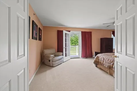 64 Homestead Lane Waterbury VT 05677