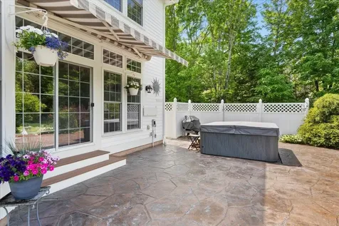 64 Homestead Lane Waterbury VT 05677