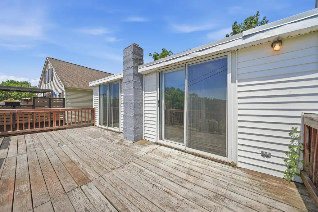 58 Cottage Avenue Manchester NH 03103