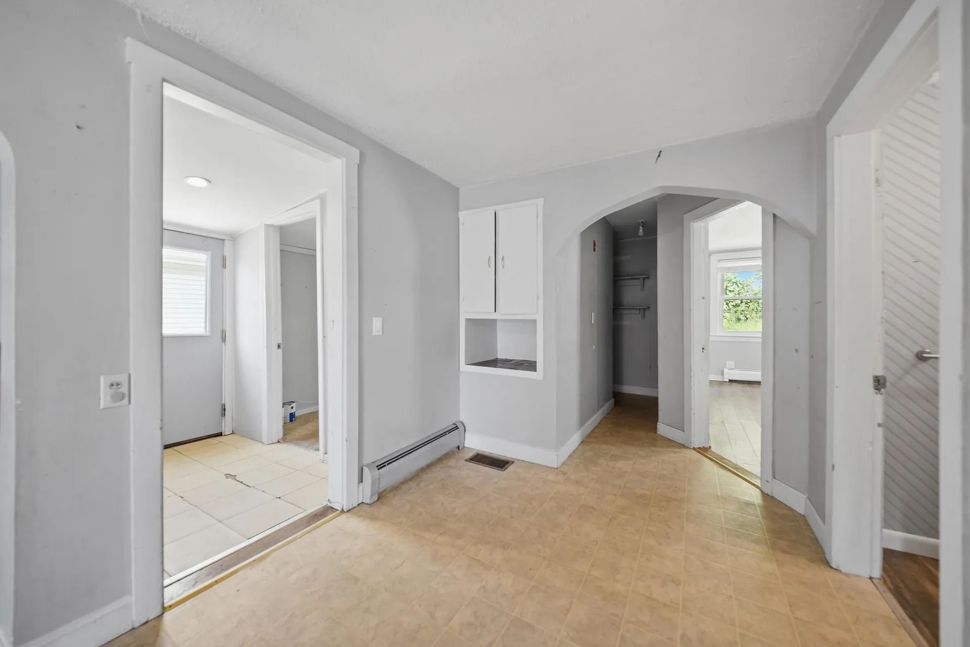 58 Cottage Avenue Manchester NH 03103