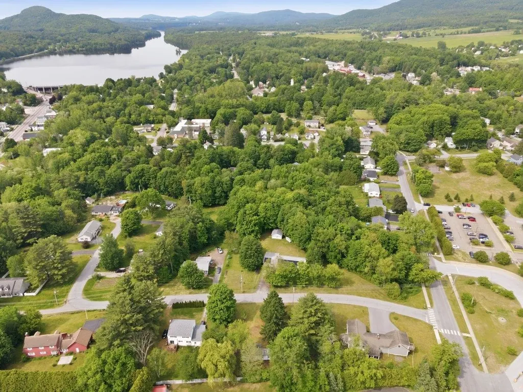 10 Baker Lane Milton VT 05468