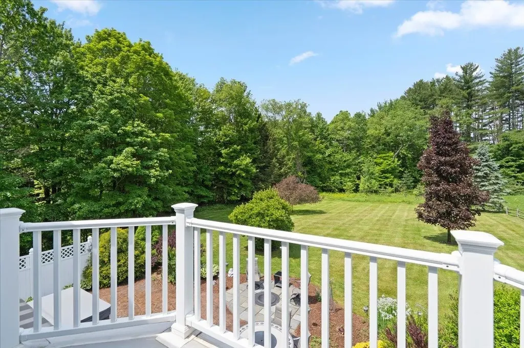 64 Homestead Lane Waterbury VT 05677