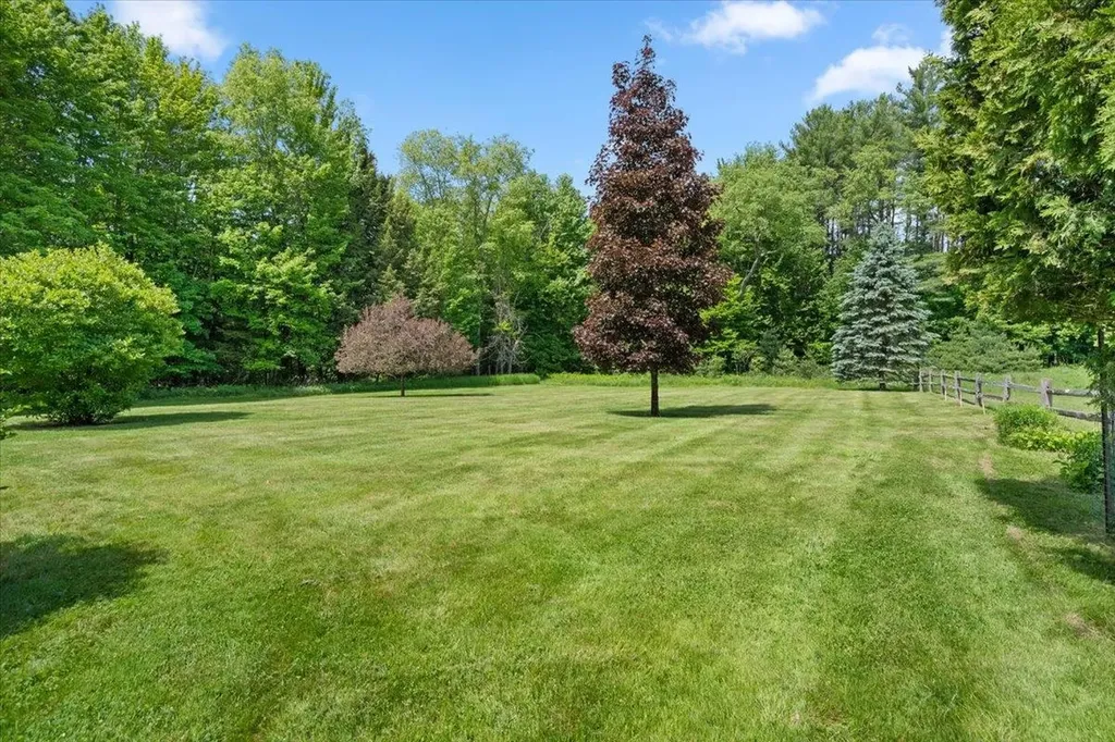 64 Homestead Lane Waterbury VT 05677