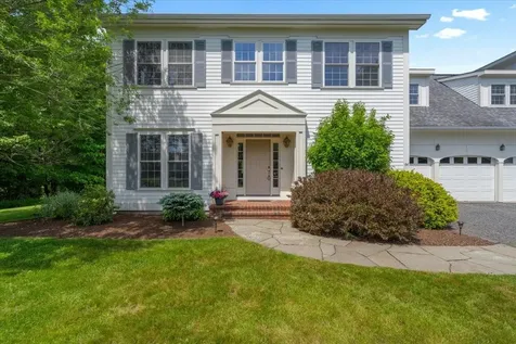 64 Homestead Lane Waterbury VT 05677