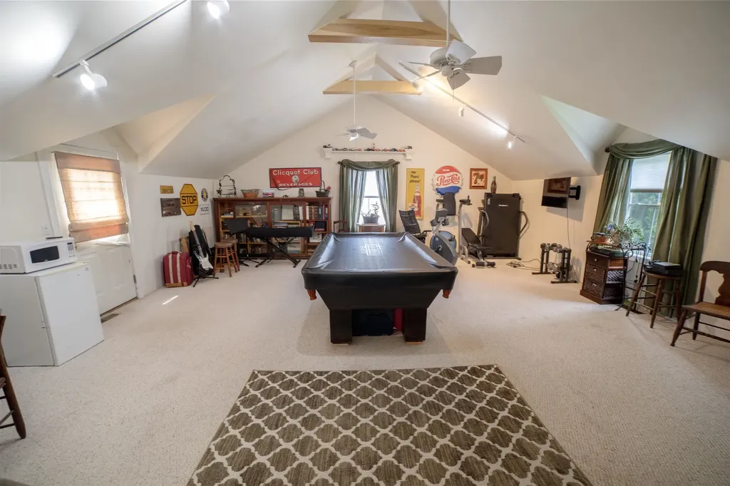 995 Dorset Street South Burlington VT 05403