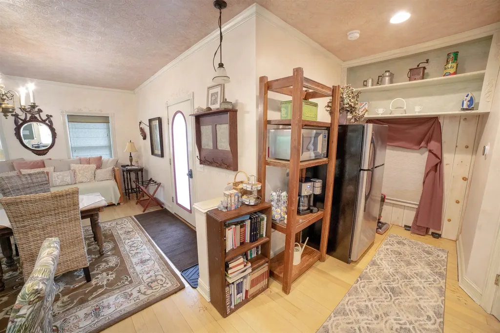 995 Dorset Street South Burlington VT 05403