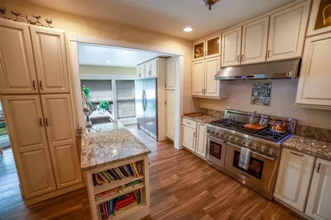 995 Dorset Street South Burlington VT 05403