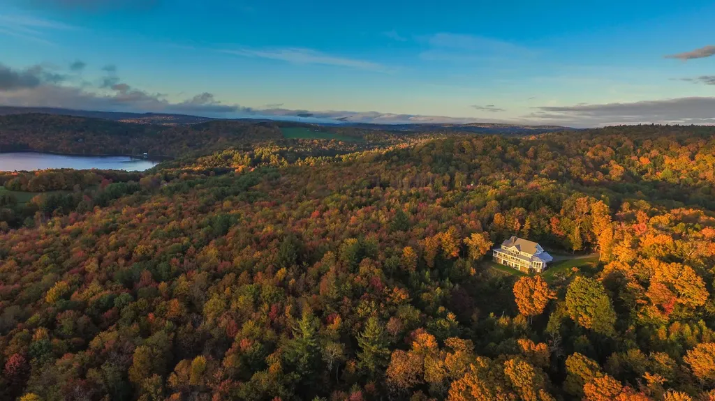 183 Old Mill Lane Wilmington VT 05363