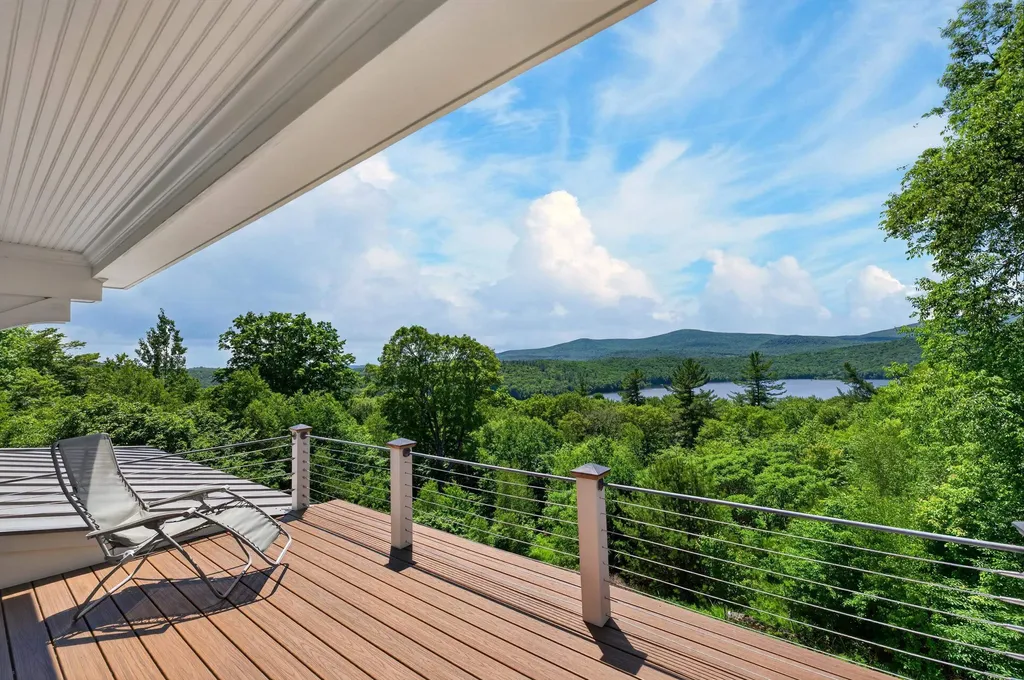 183 Old Mill Lane Wilmington VT 05363