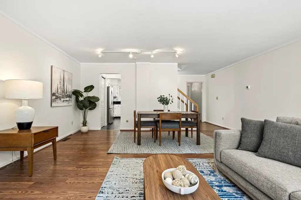 96 Spinnaker Way Portsmouth NH 03801