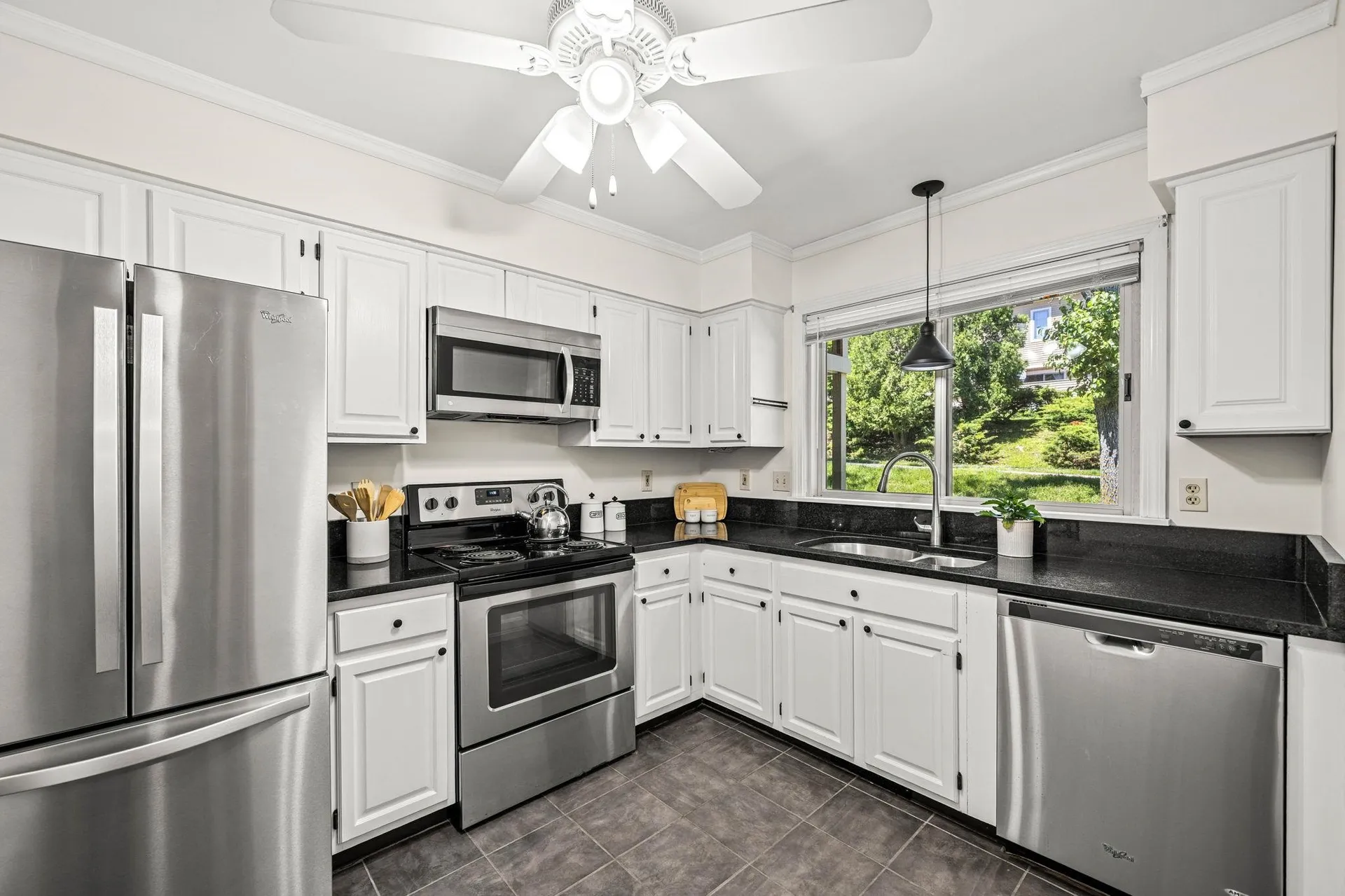 96 Spinnaker Way Portsmouth NH 03801