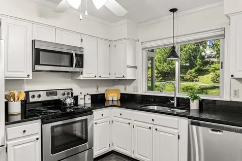 96 Spinnaker Way Portsmouth NH 03801