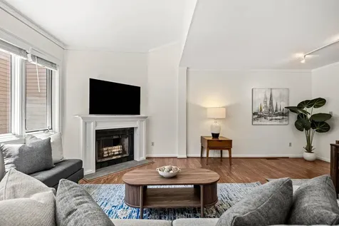 96 Spinnaker Way Portsmouth NH 03801