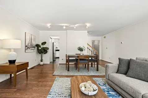 96 Spinnaker Way Portsmouth NH 03801
