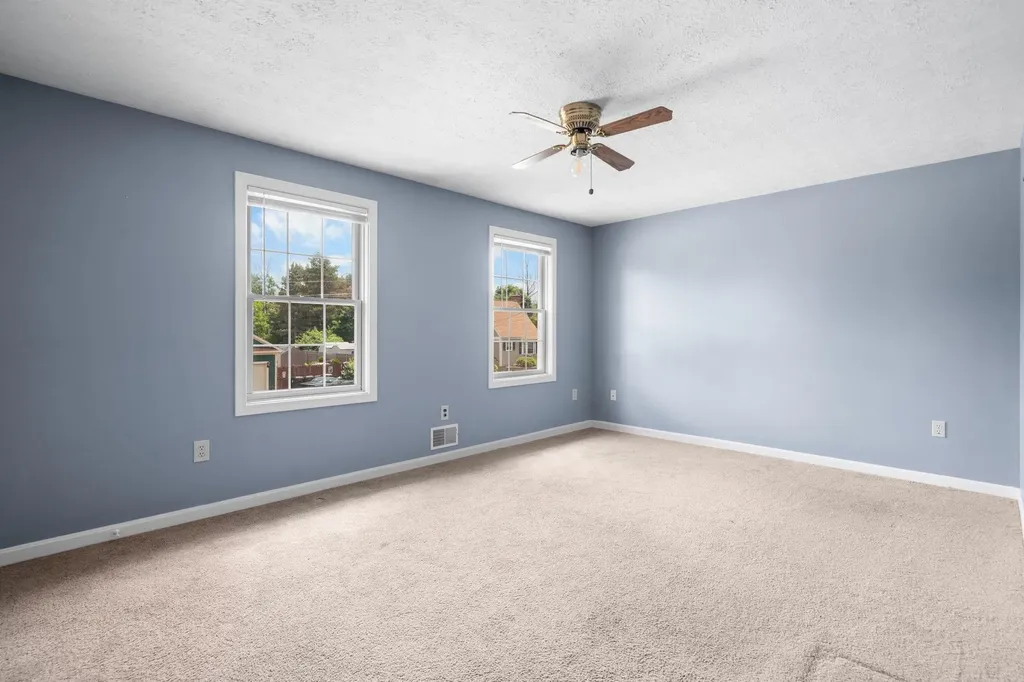 163 Wedgewood Lane Manchester NH 03109