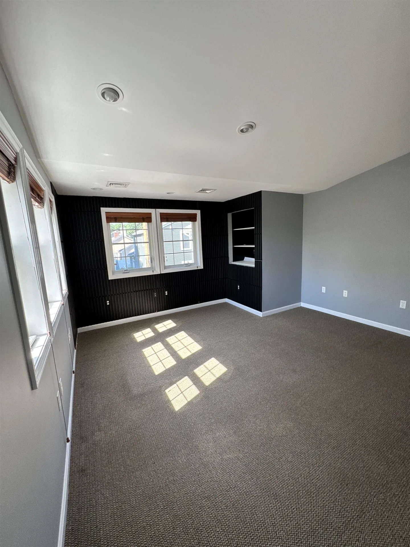 163 Wedgewood Lane Manchester NH 03109