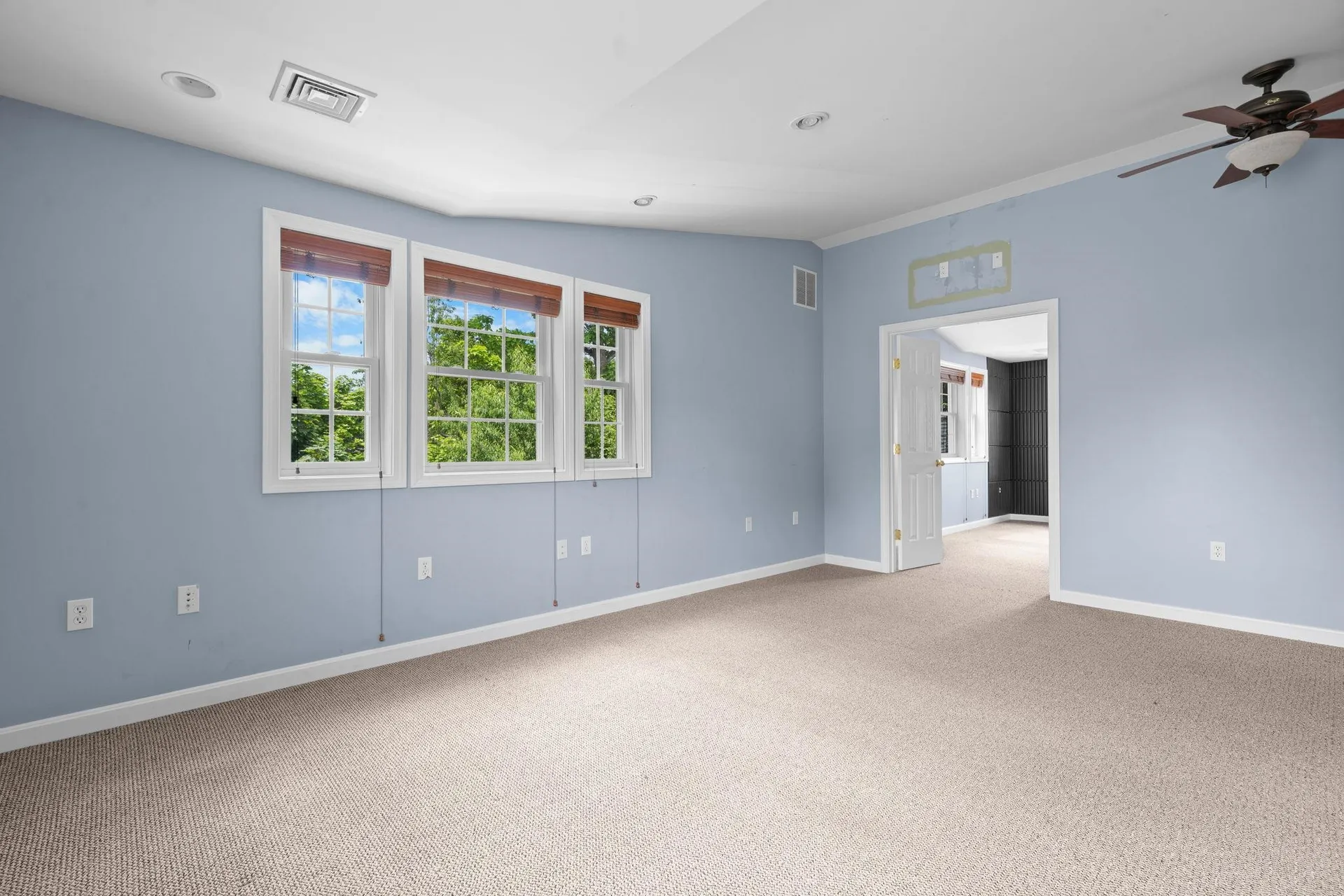 163 Wedgewood Lane Manchester NH 03109