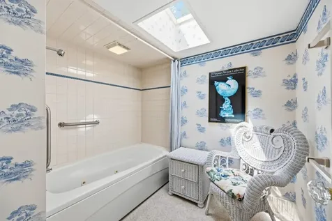 52 Whipple Road Kittery ME 03904
