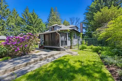 52 Whipple Road Kittery ME 03904