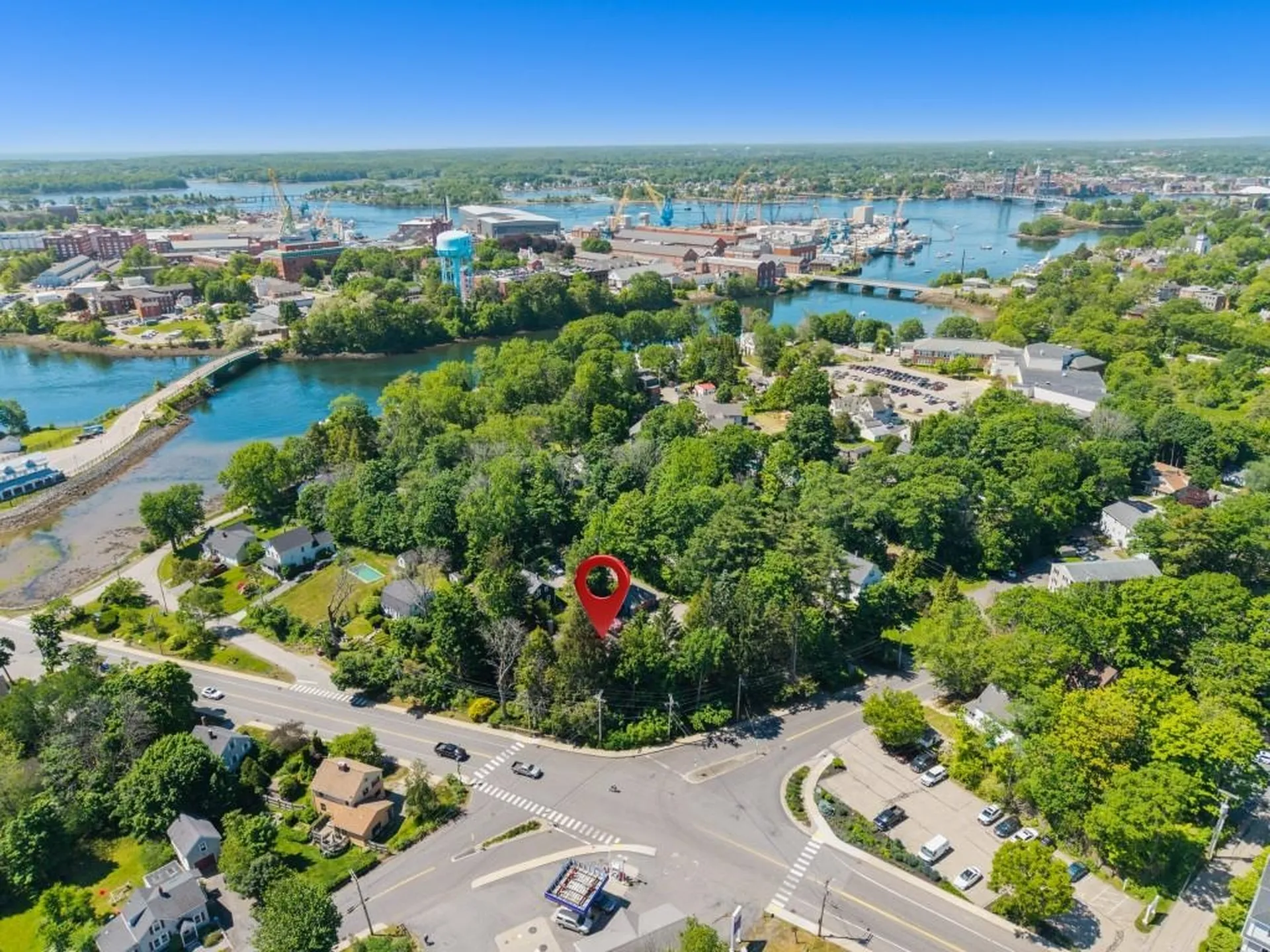 52 Whipple Road Kittery ME 03904