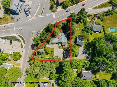 52 Whipple Road Kittery ME 03904