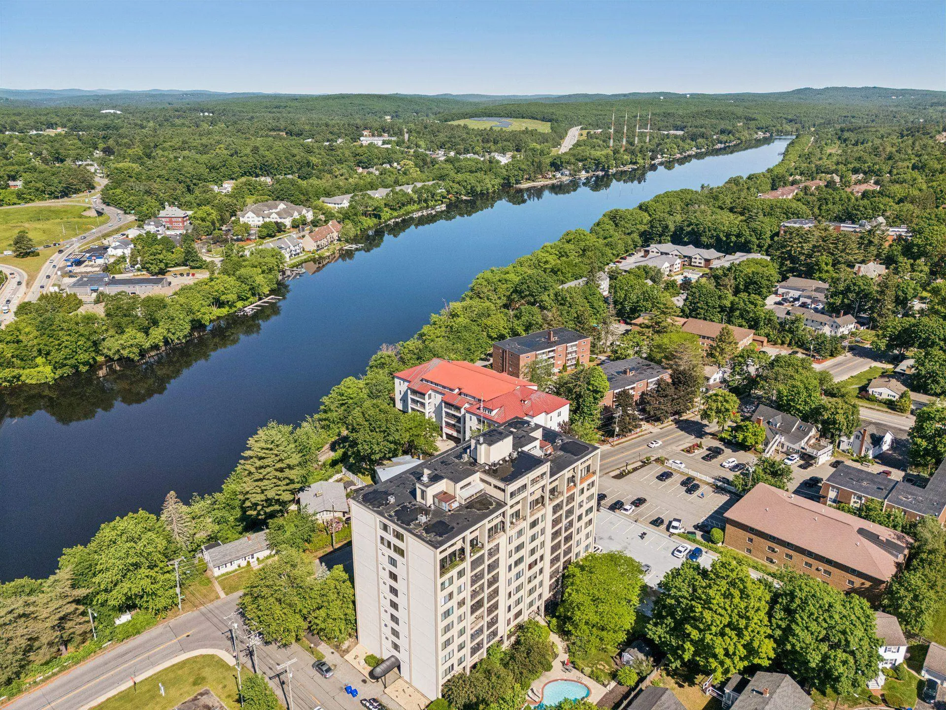 55 River Road Manchester NH 03104