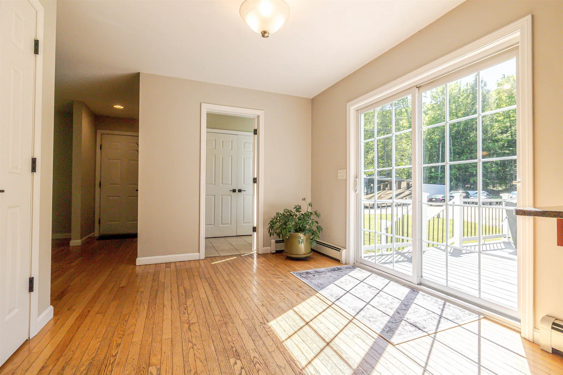 877 River Road Weare NH 03281