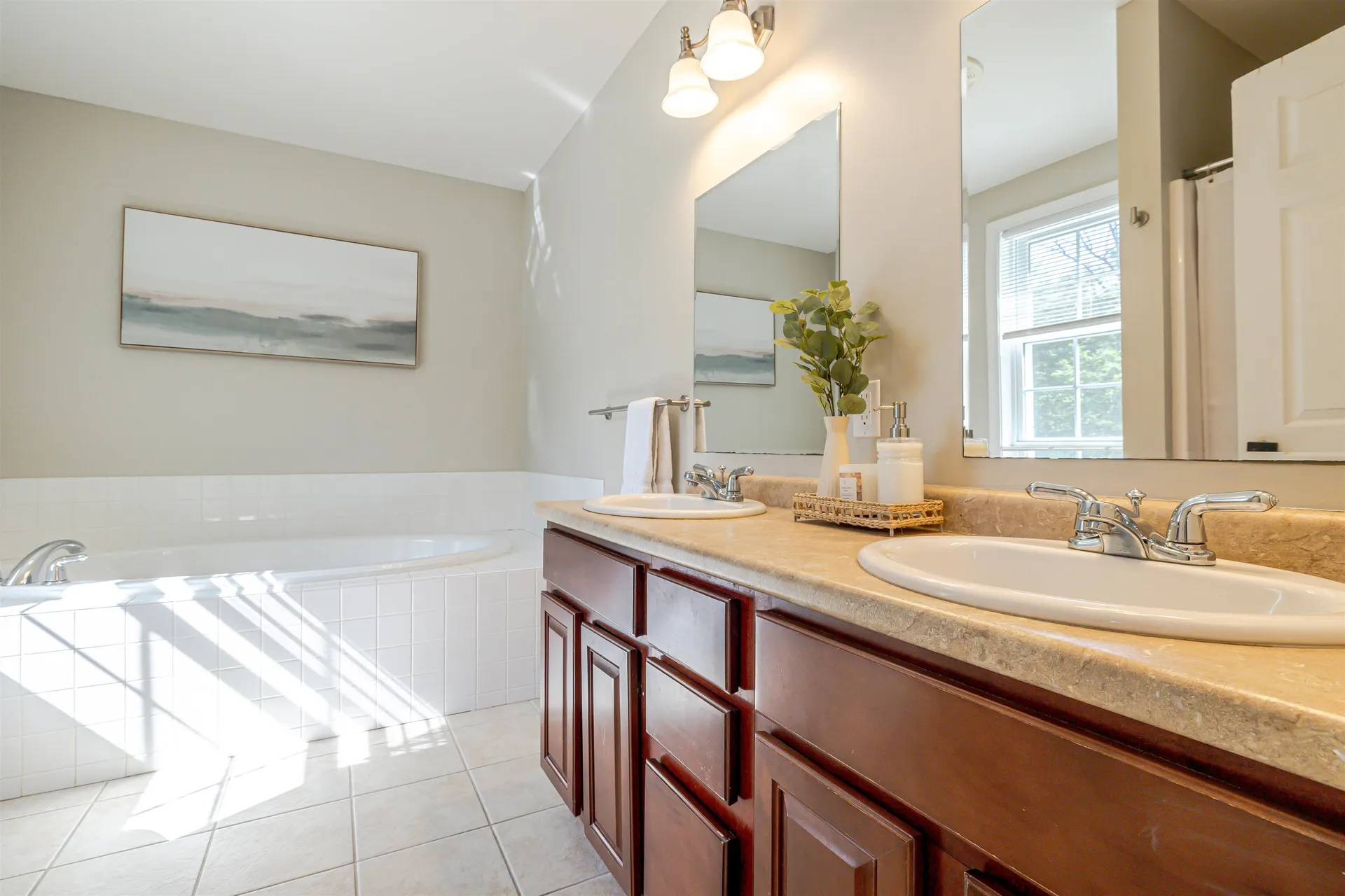 877 River Road Weare NH 03281
