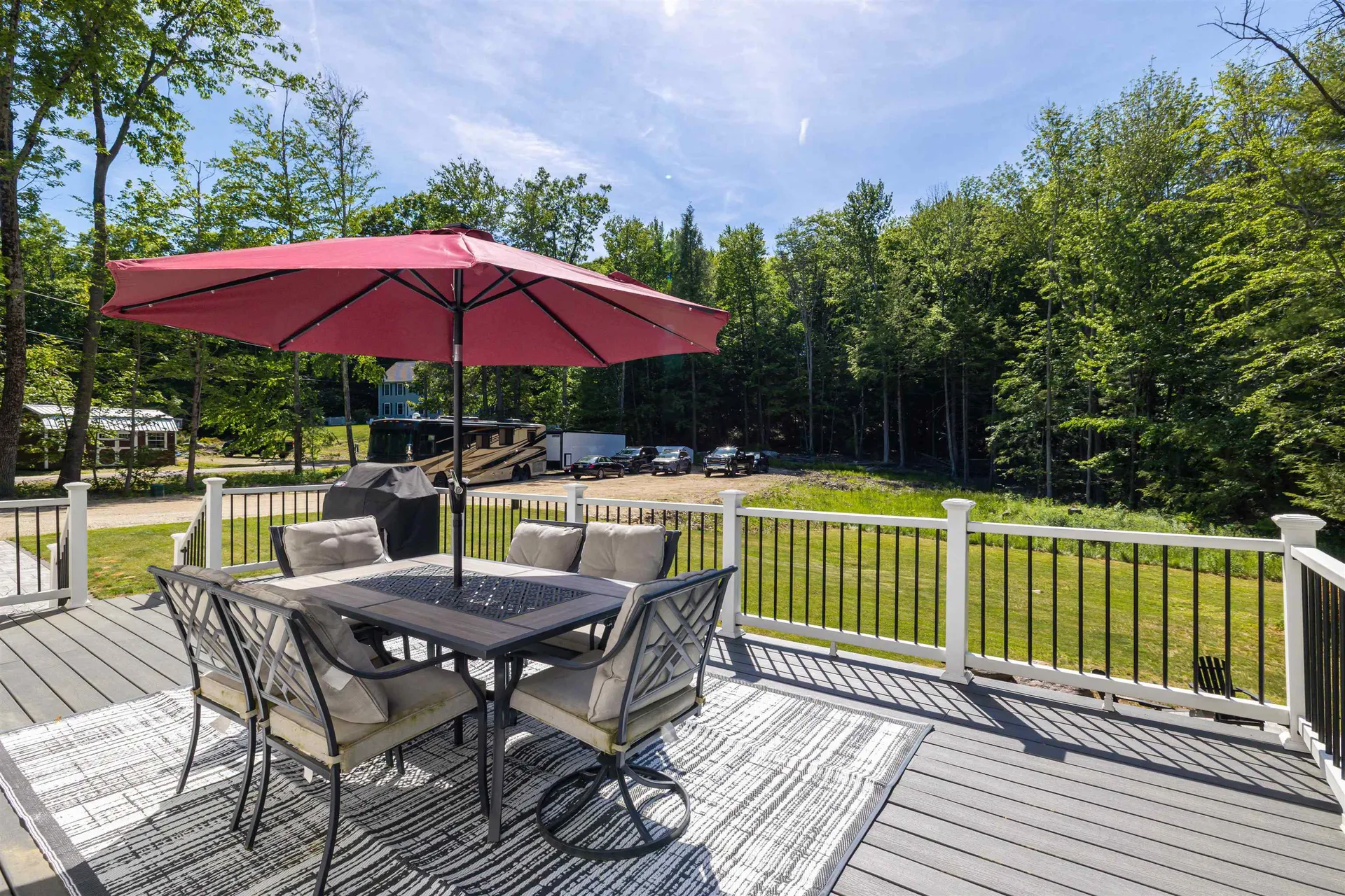 877 River Road Weare NH 03281