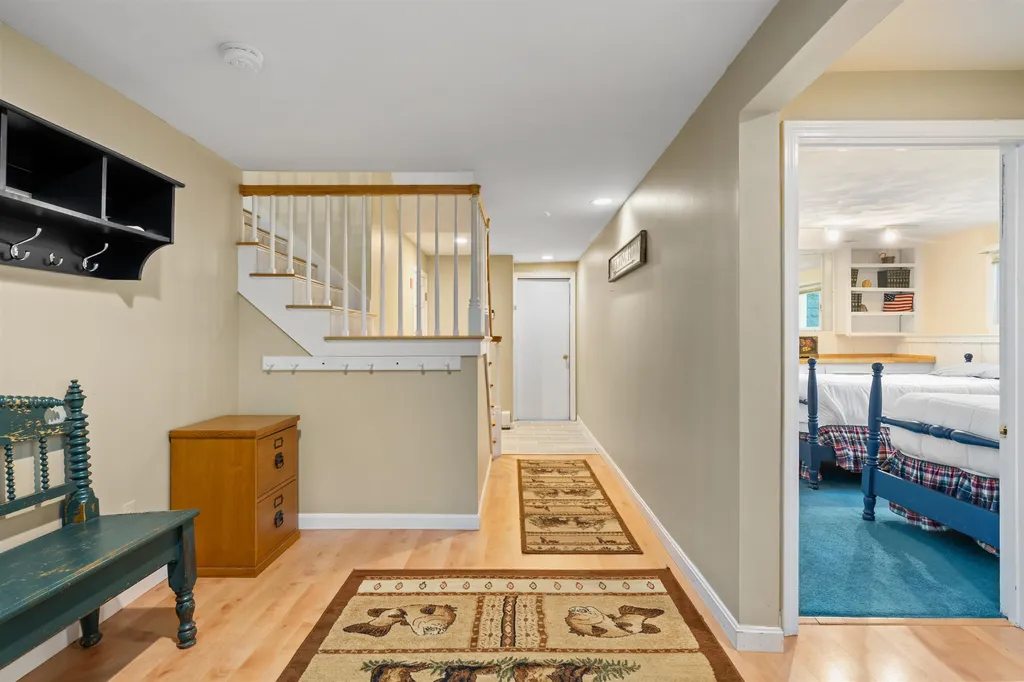 50 Drachenfels Road Conway NH 03860