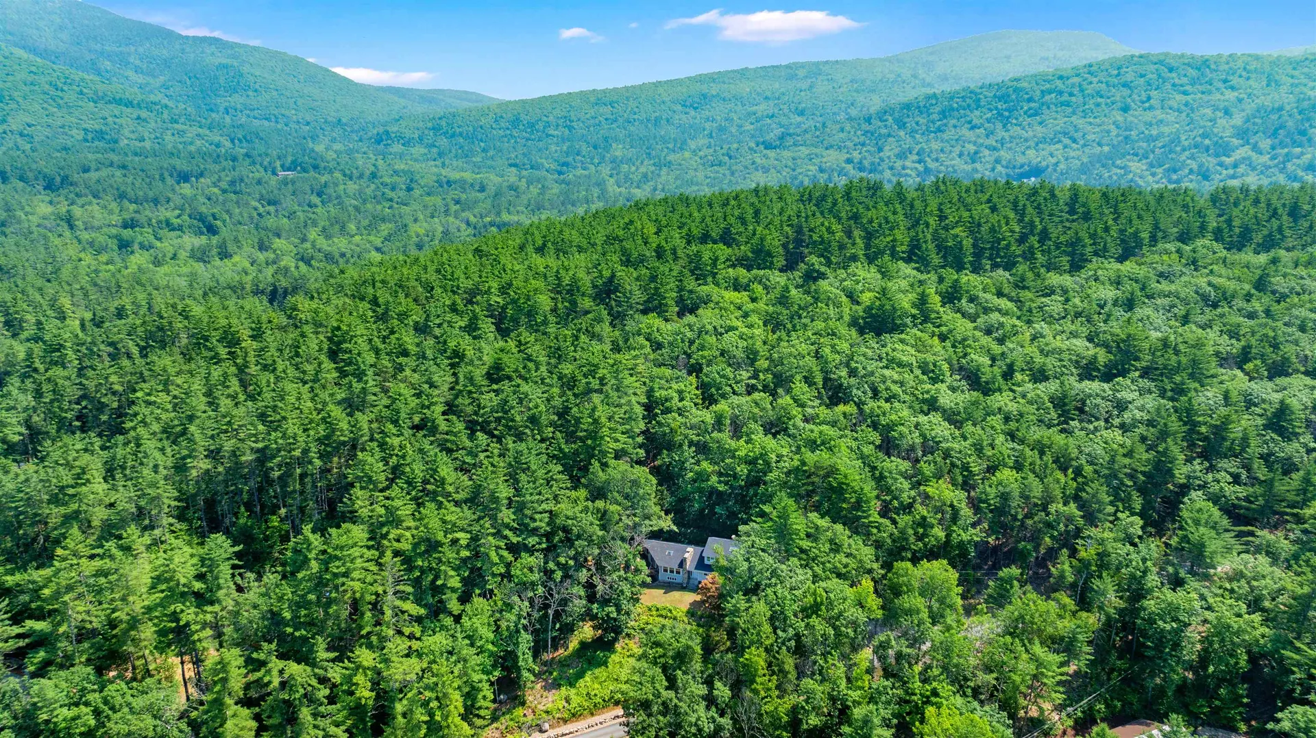 50 Drachenfels Road Conway NH 03860