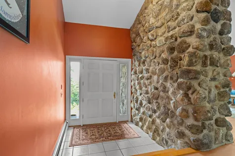 50 Drachenfels Road Conway NH 03860