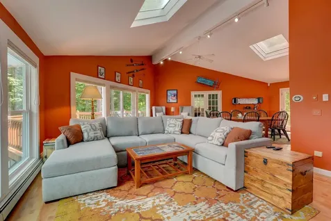 50 Drachenfels Road Conway NH 03860