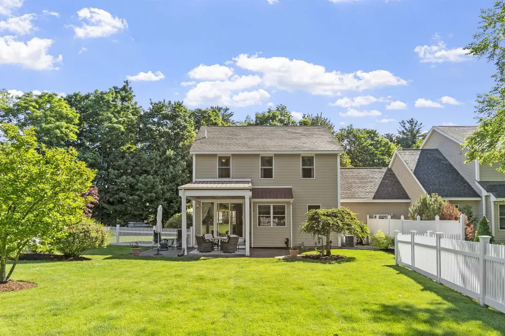 20 Haines Brook Farm Lane Greenland NH 03840