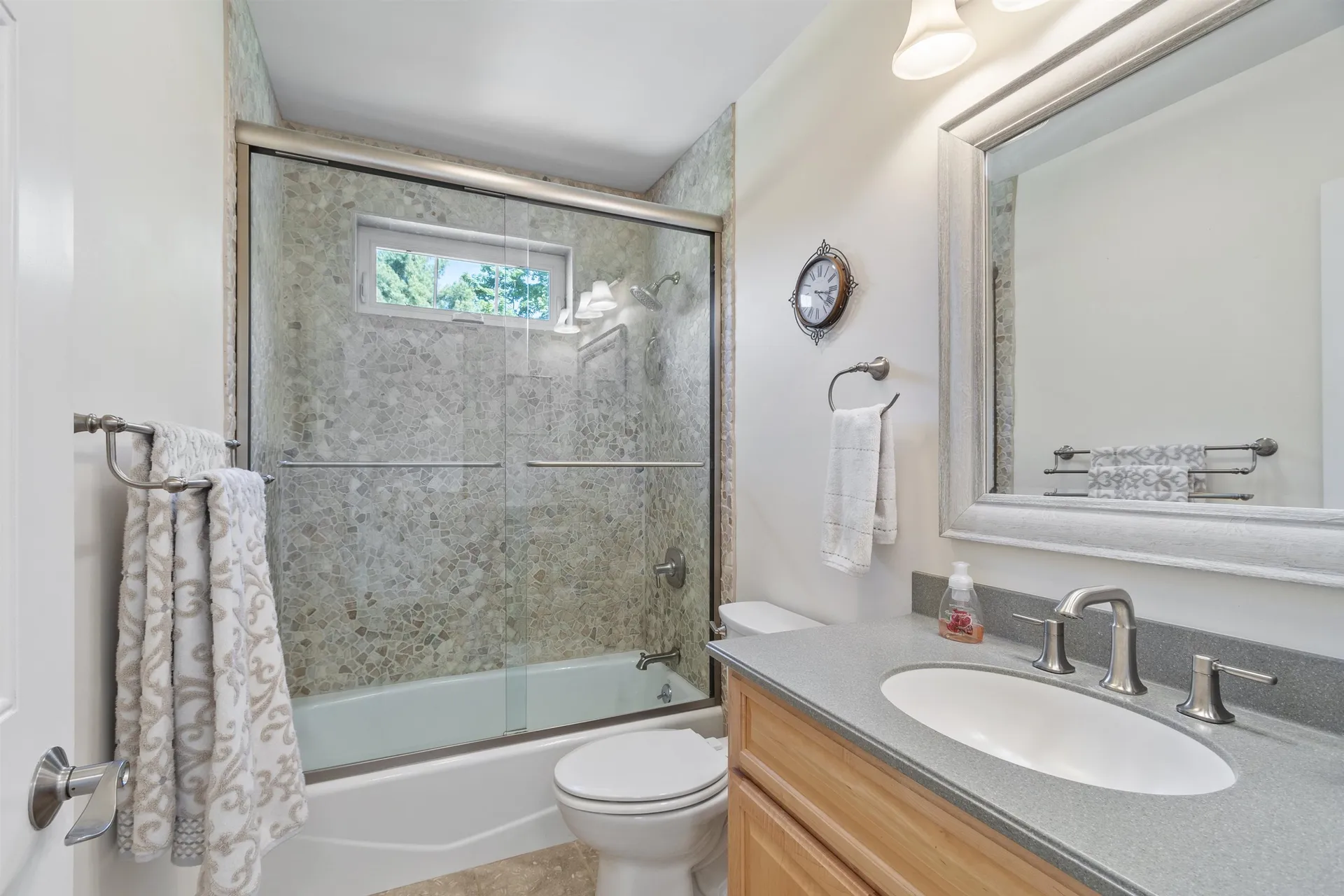 20 Haines Brook Farm Lane Greenland NH 03840