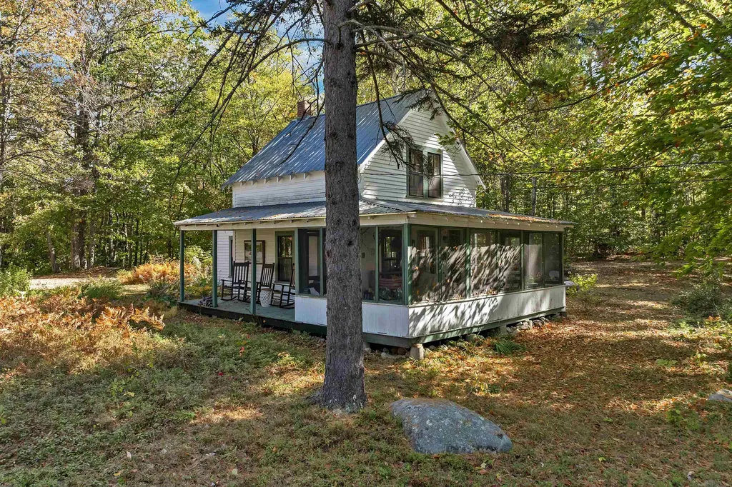 6 Twin Cottage Lane Ossipee NH 03814
