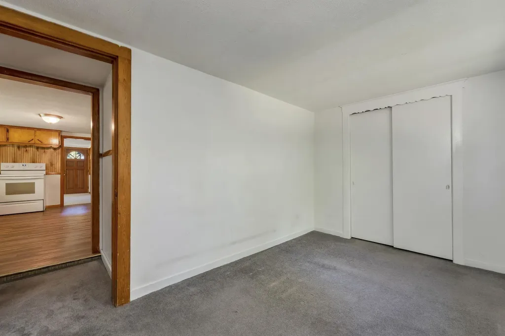 9 Crescent Street Laconia NH 03246