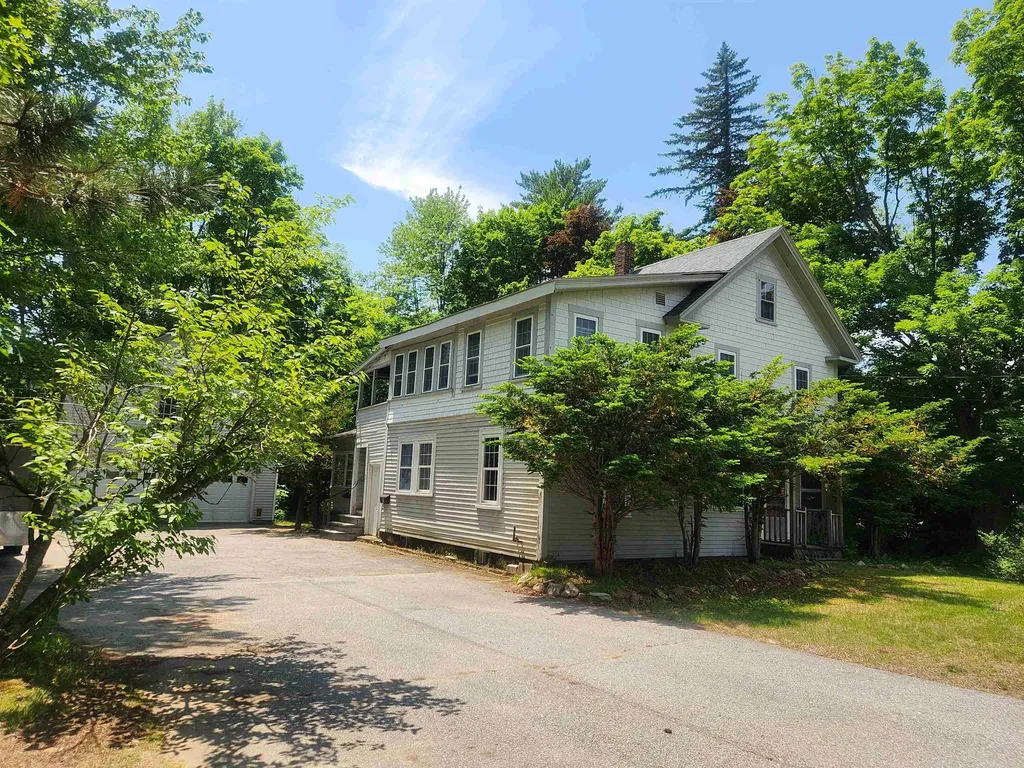 9 Crescent Street Laconia NH 03246