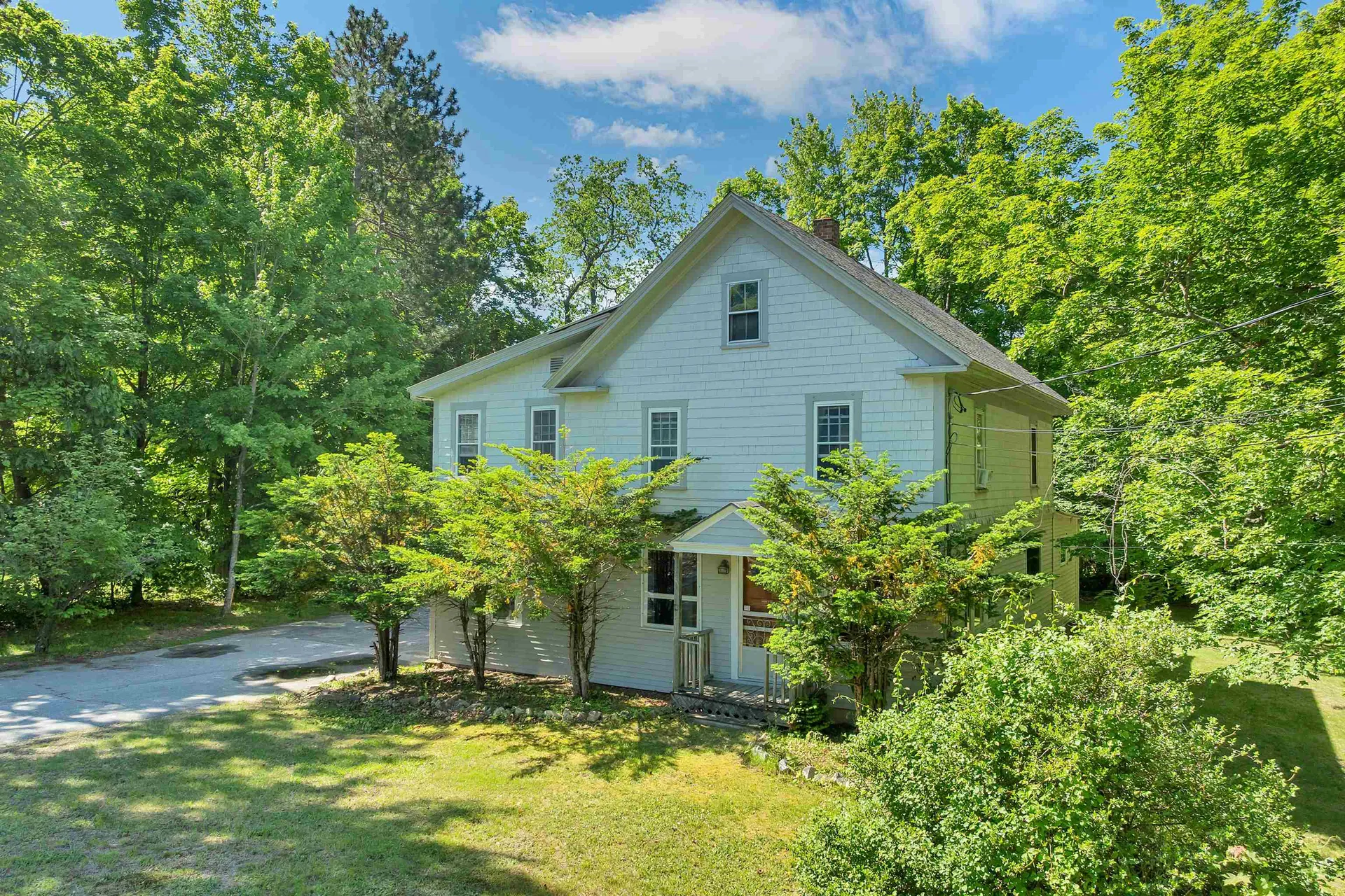 9 Crescent Street Laconia NH 03246