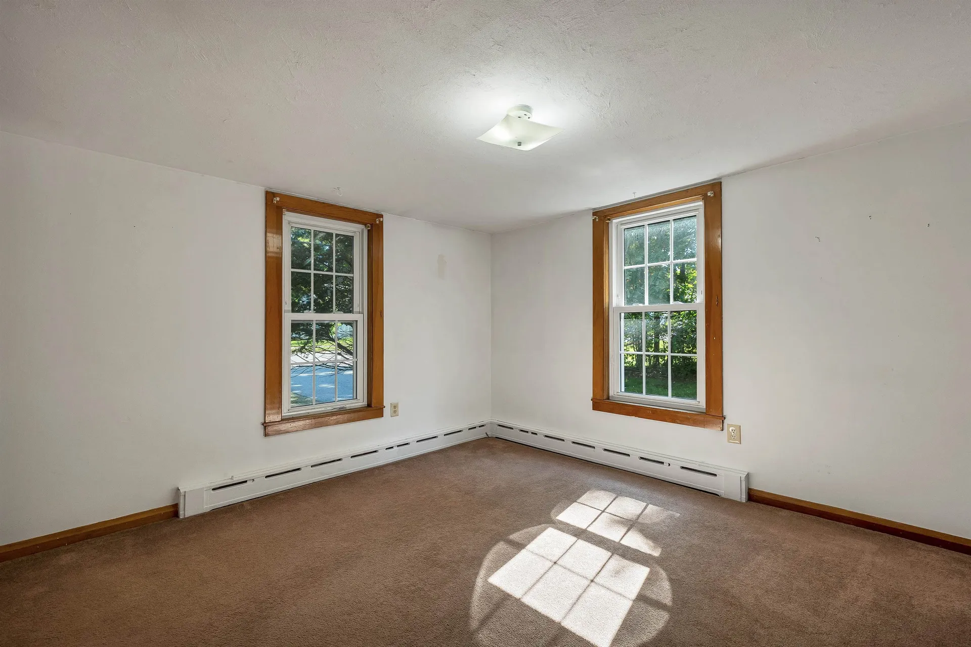 9 Crescent Street Laconia NH 03246