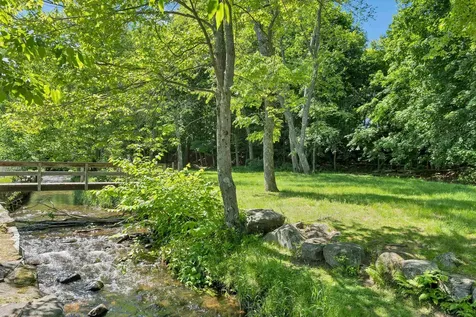 9 Crescent Street Laconia NH 03246