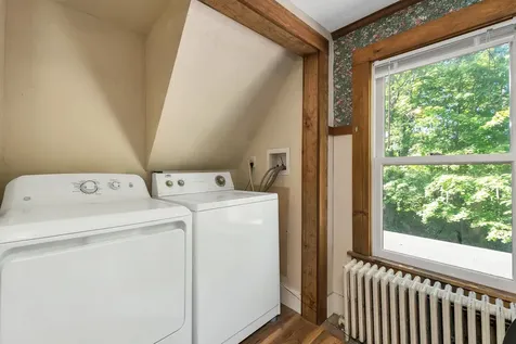 9 Crescent Street Laconia NH 03246