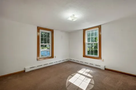 9 Crescent Street Laconia NH 03246
