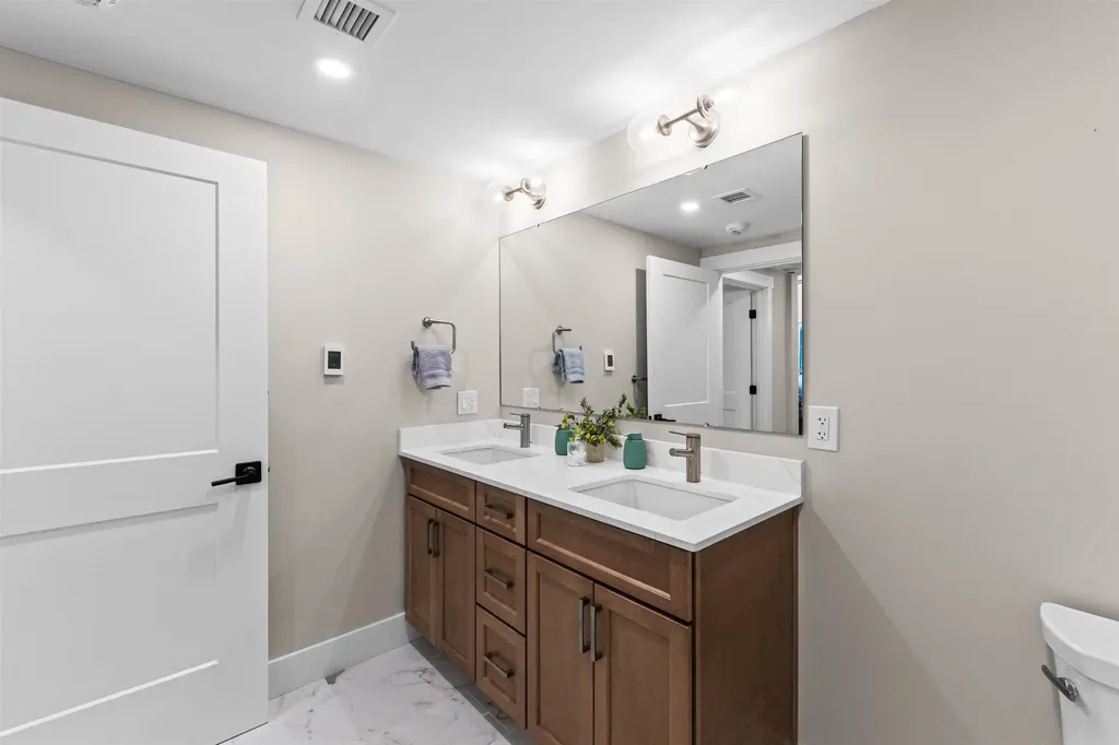 243 Skimobile Road Conway NH 03860