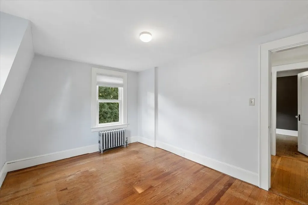 838 Maple Street Manchester NH 03104