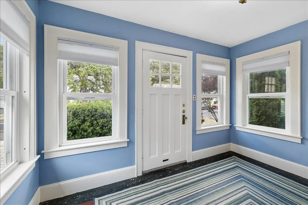 838 Maple Street Manchester NH 03104