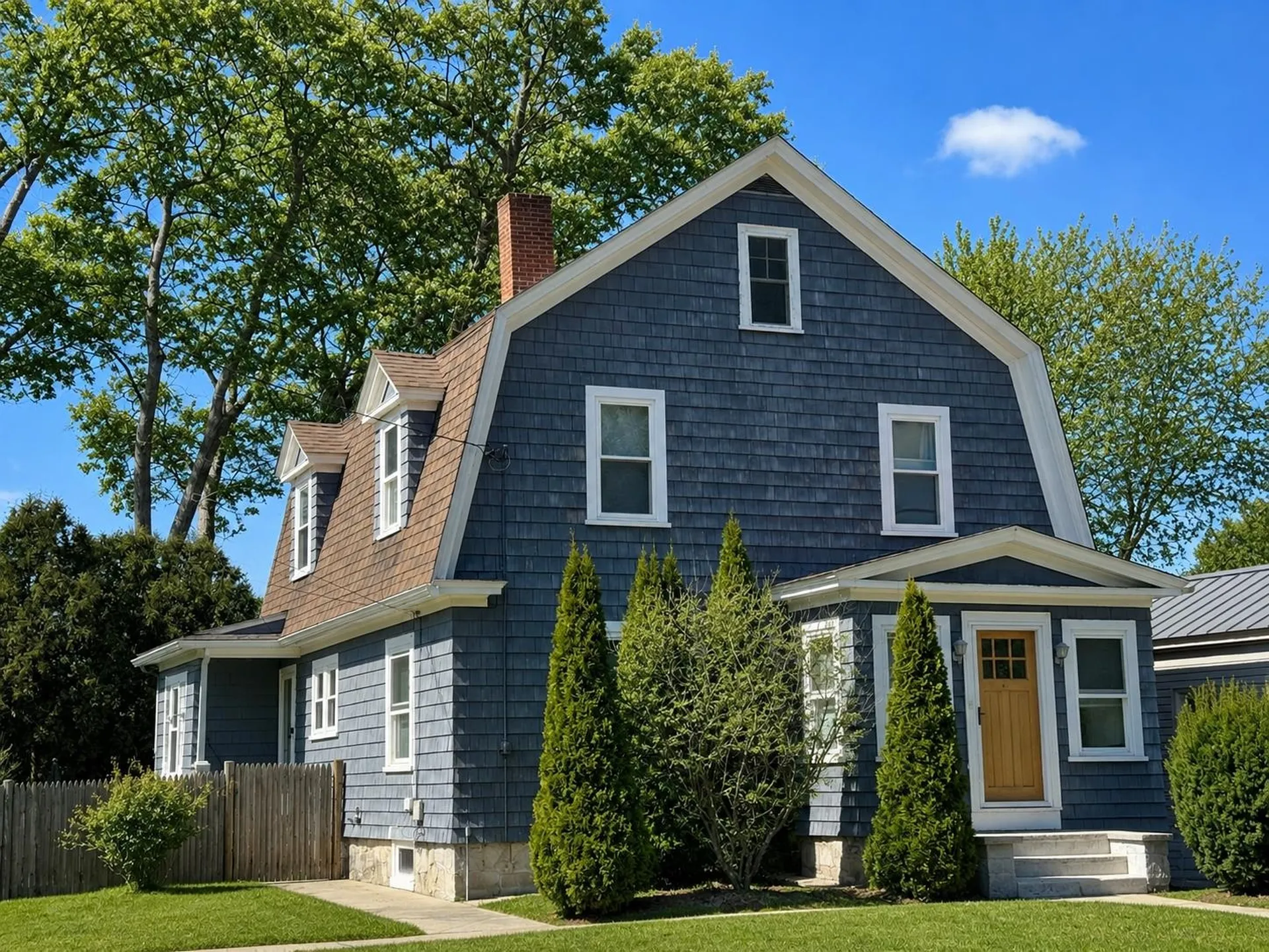 838 Maple Street Manchester NH 03104